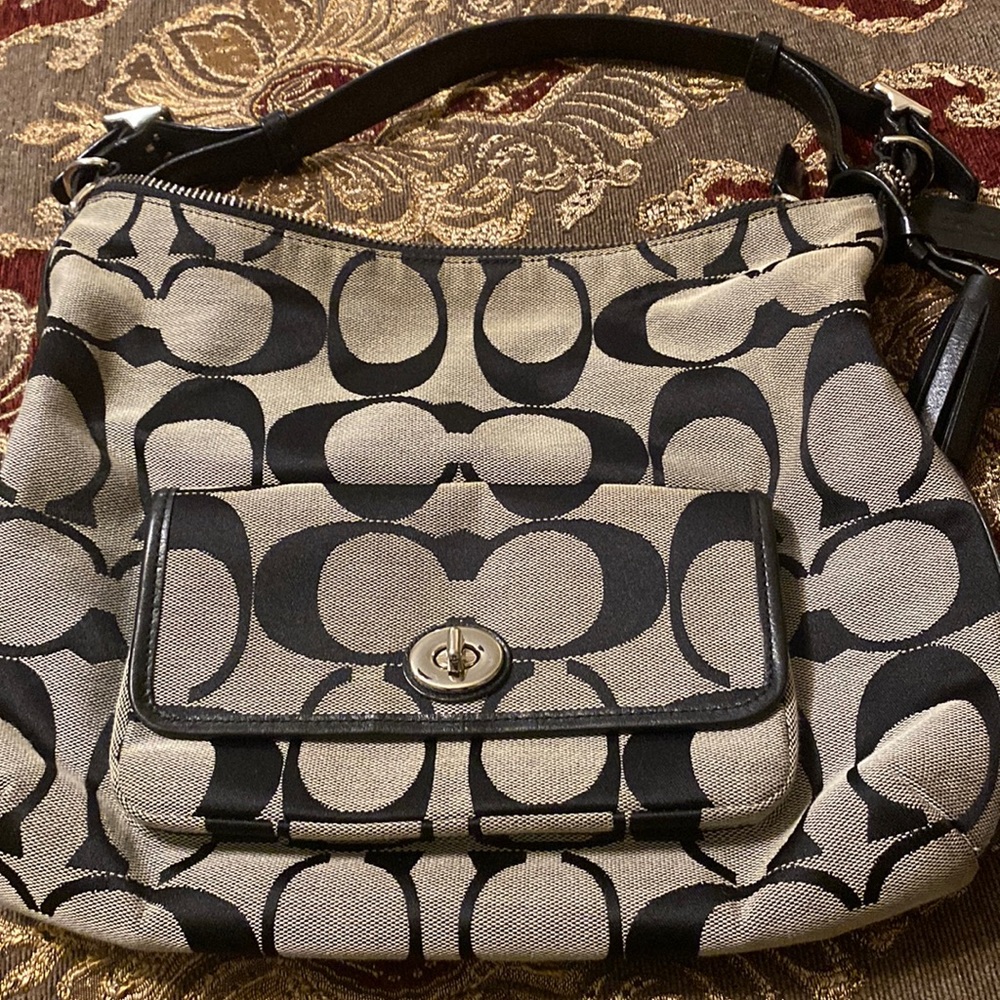 Coach shoulder bag